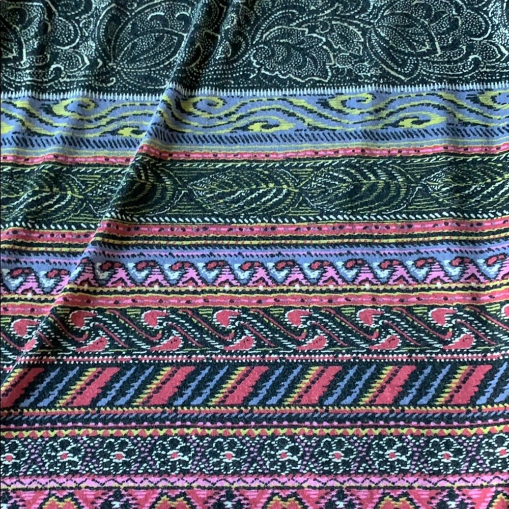 Gorgeous Patterned Maxi Racerback Dress w/ Keyhole - Picture 2 of 4